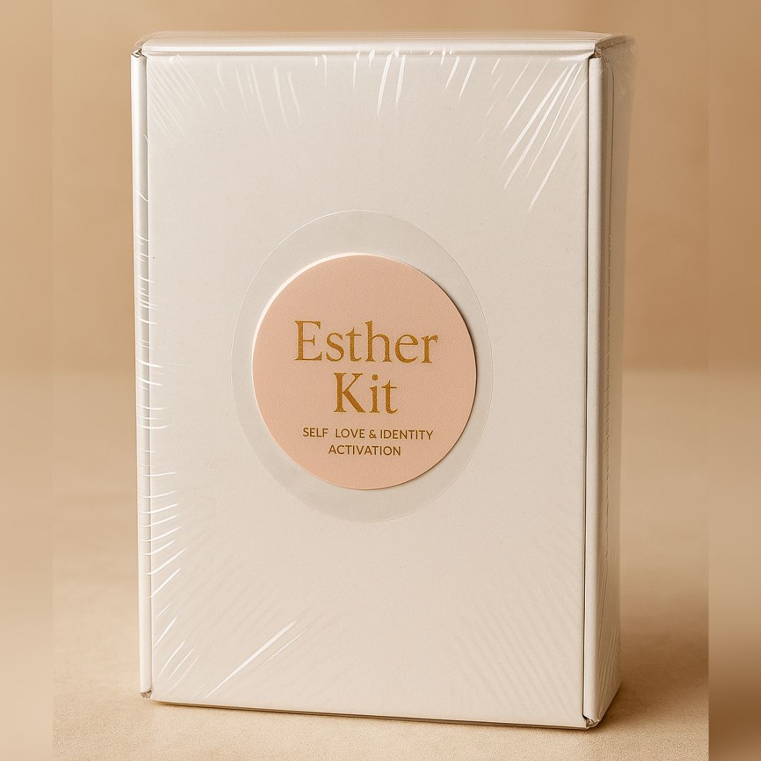 The Esther Kit Main image